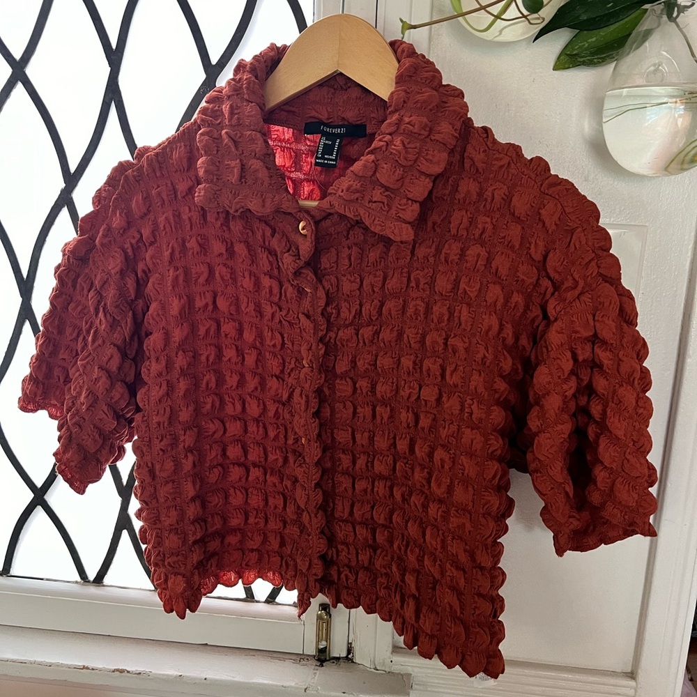 Textured Short-Sleeve Shirt - Medium